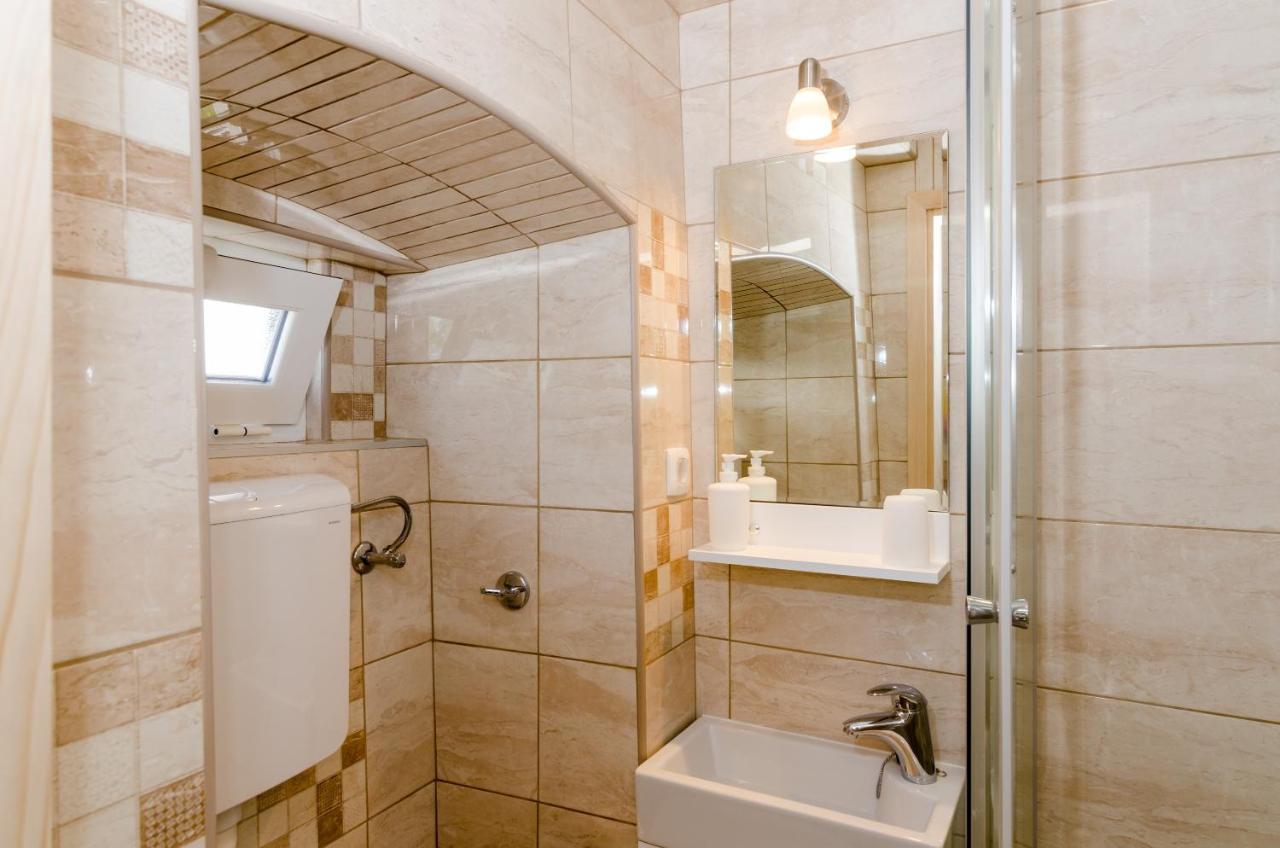 Apartment And Room Kapelica Dubrovnik Dış mekan fotoğraf